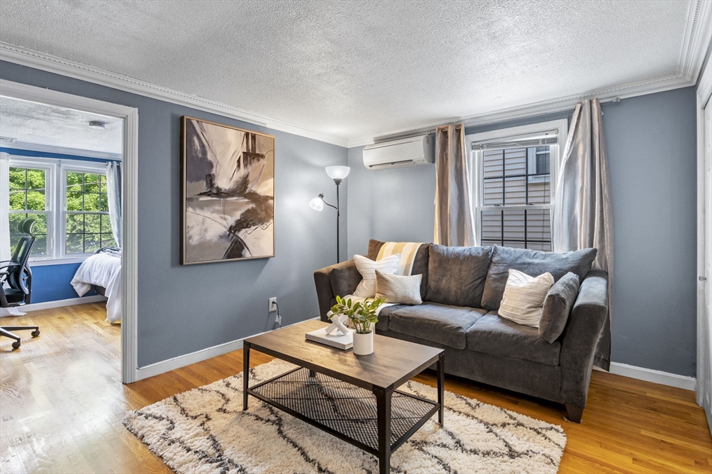 11 Columbia Rd # 5