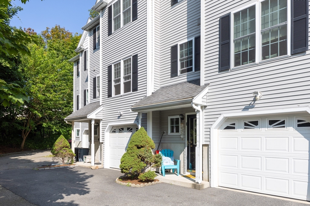 52 Packards Ln # 4
