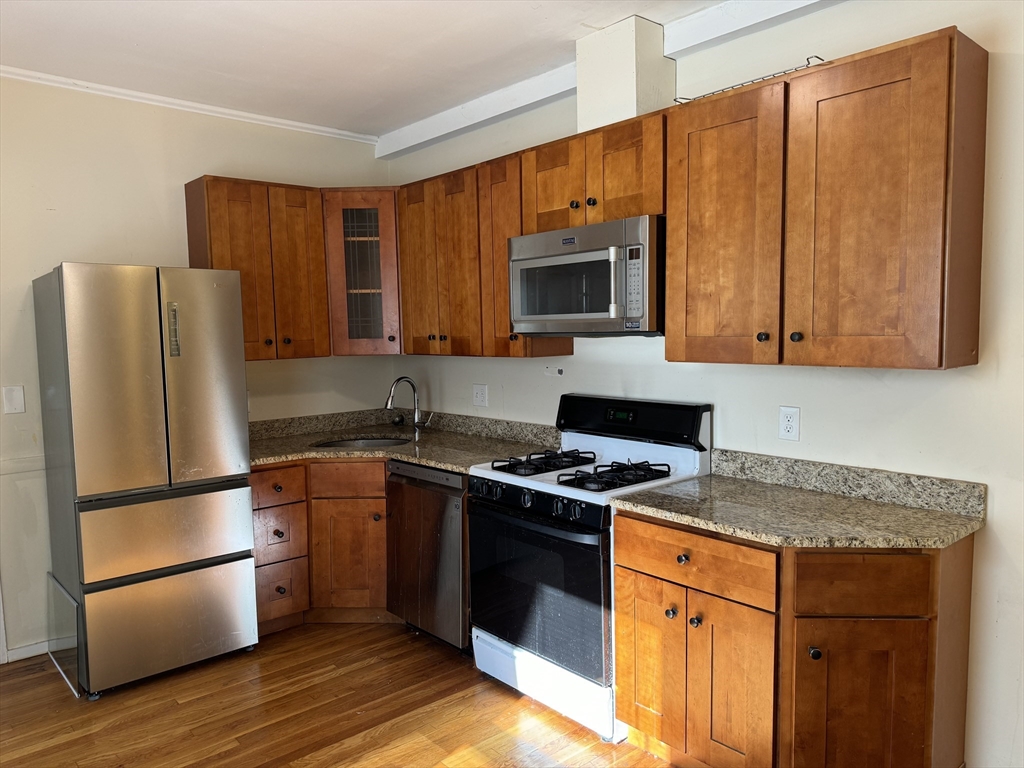 42-44 Rindge Ave # C