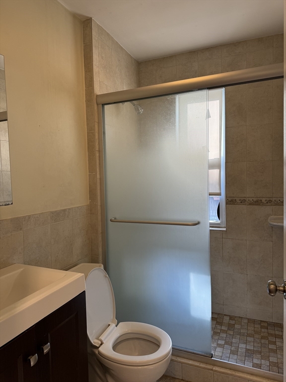 42-44 Rindge Ave # C