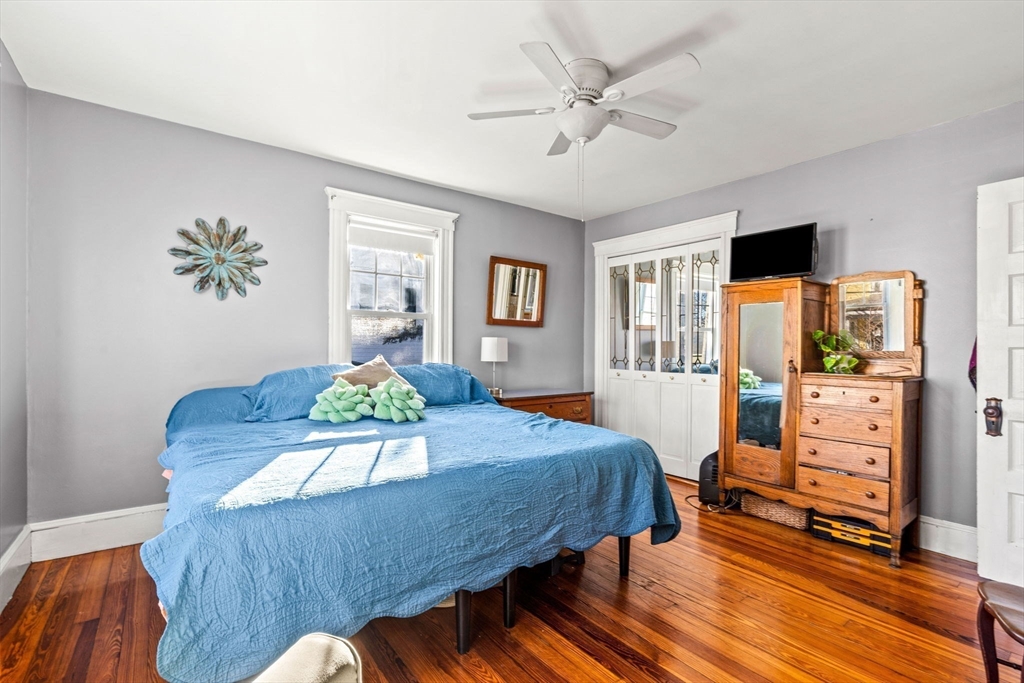 9 Larchmont Rd