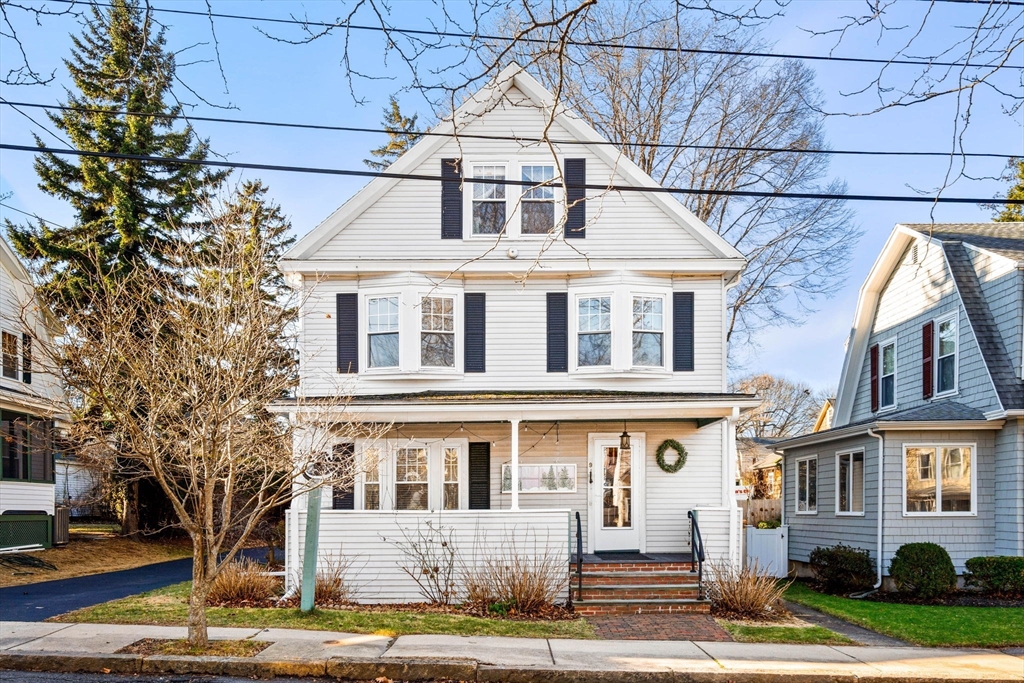 9 Larchmont Rd