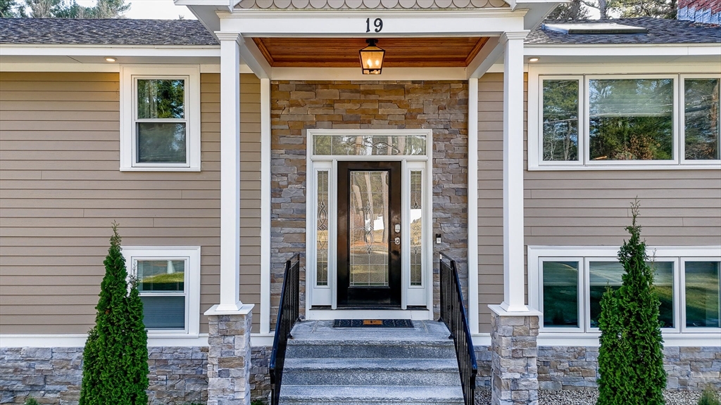 19 Westward Circle