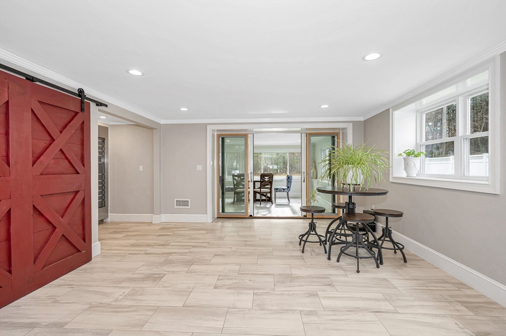 19 Westward Circle