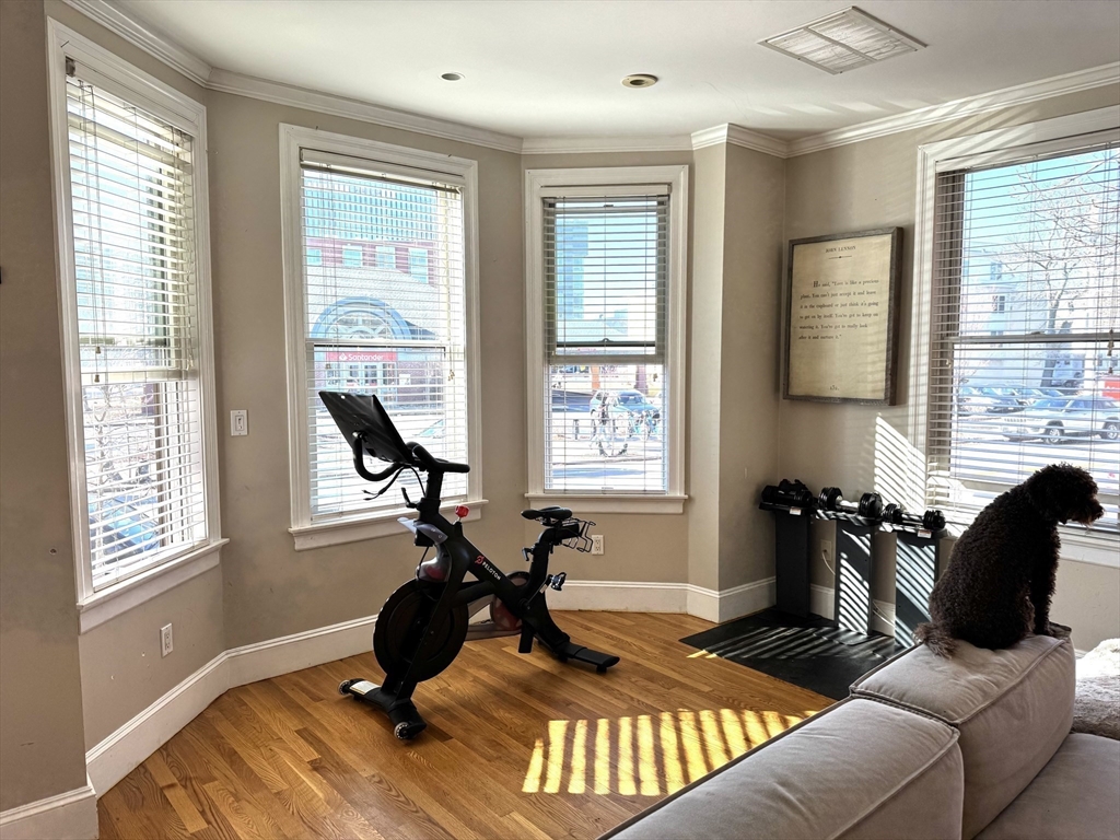 413 Main St # 1