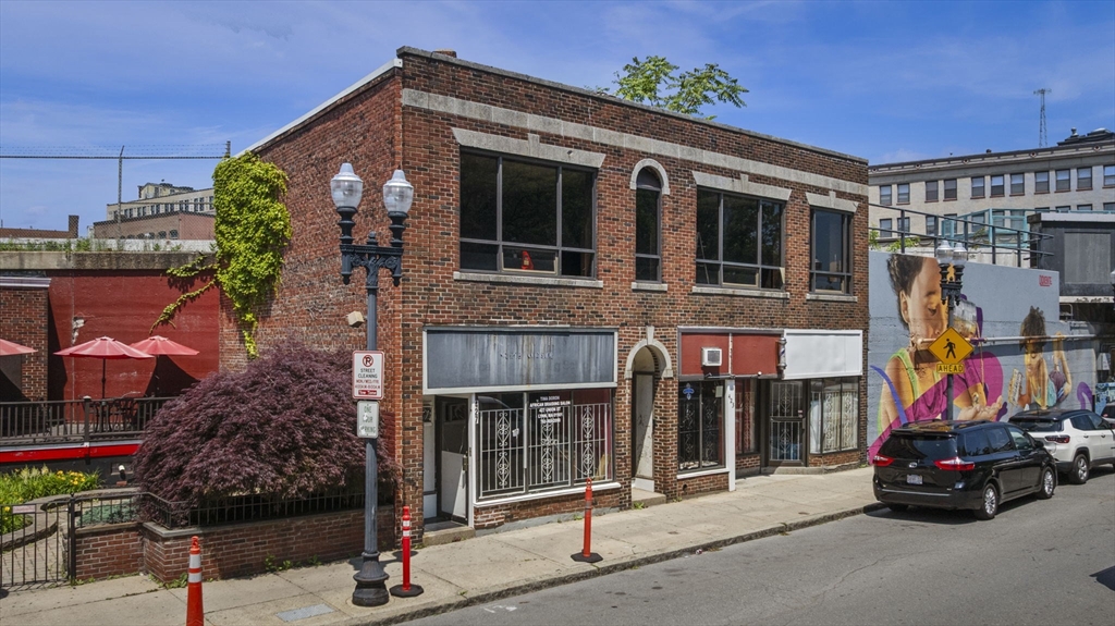 423-427 Union St
