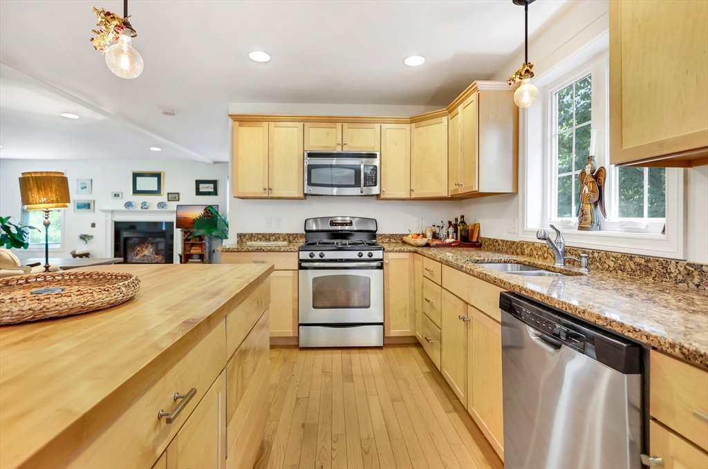 350 Chadwick Rd
