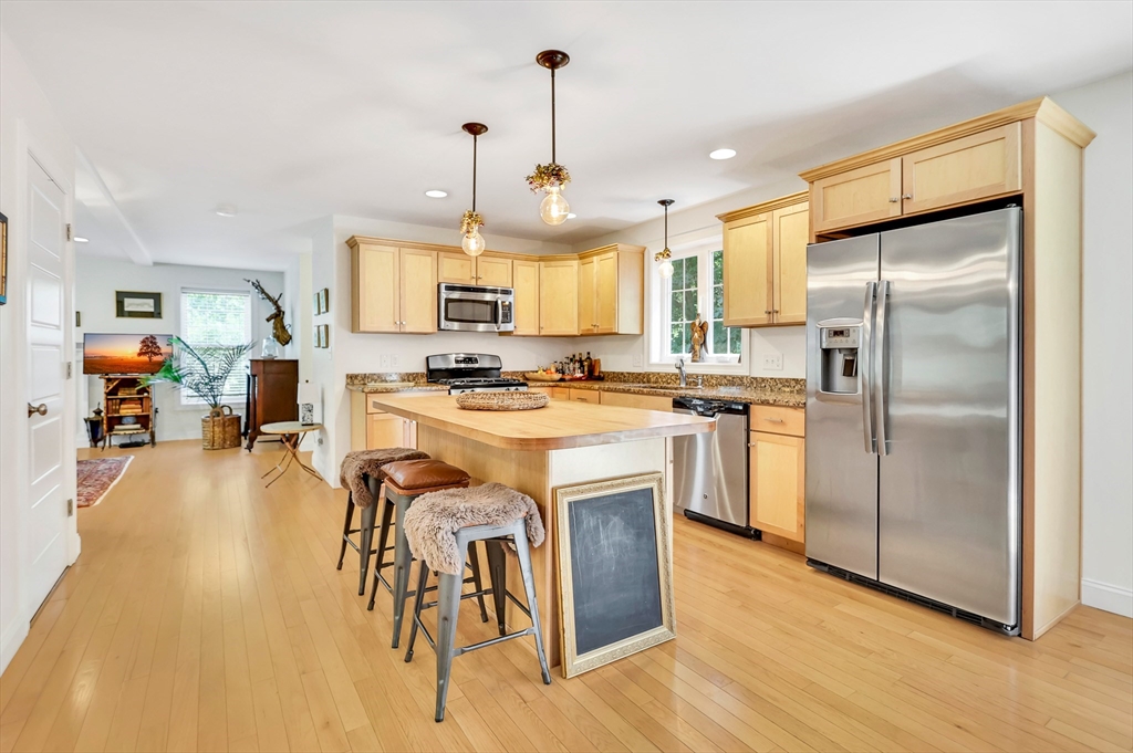 350 Chadwick Rd