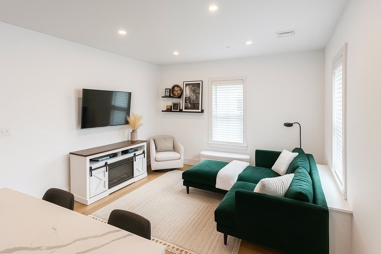 26 Sewall St # 1