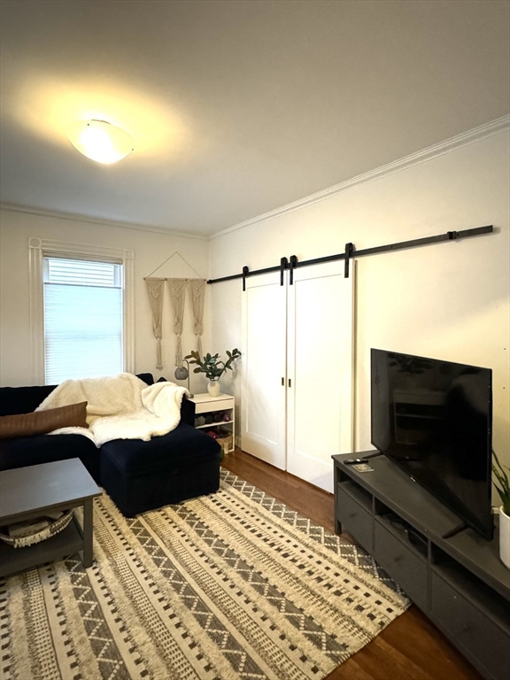 4 West St # 1