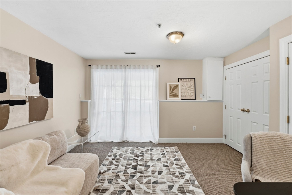 52 Packards Ln # 4