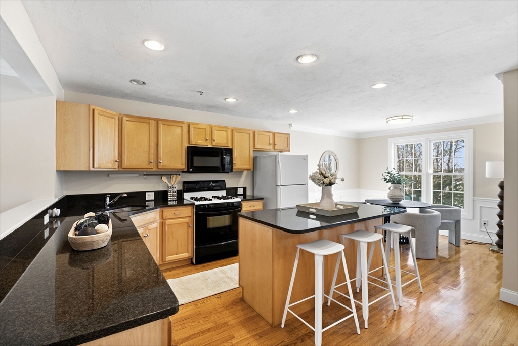 52 Packards Ln # 4
