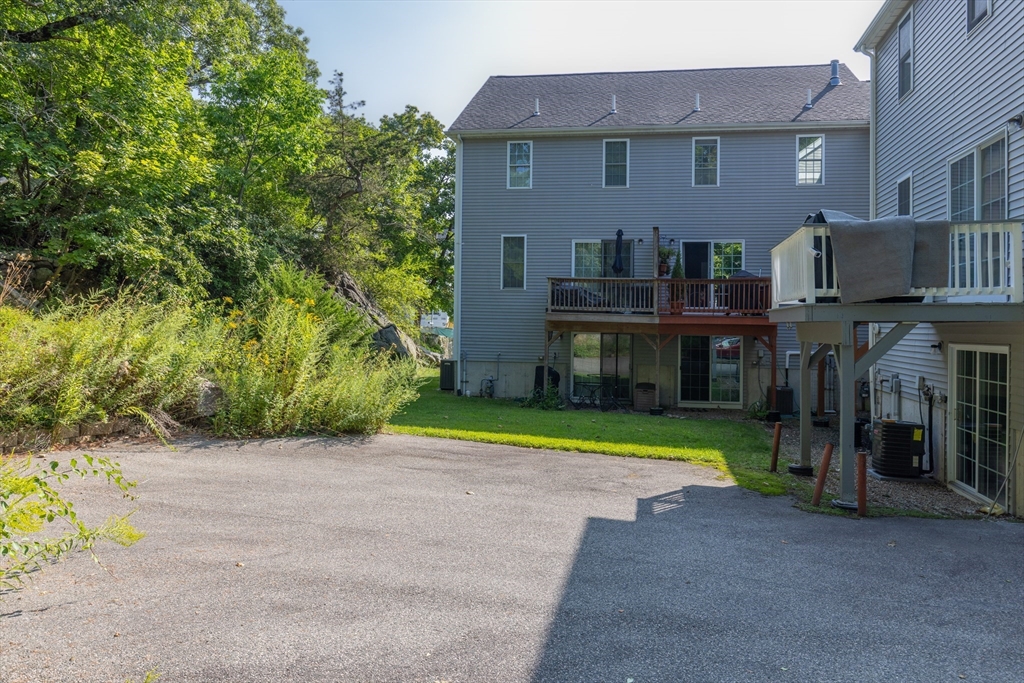 52 Packards Ln # 4