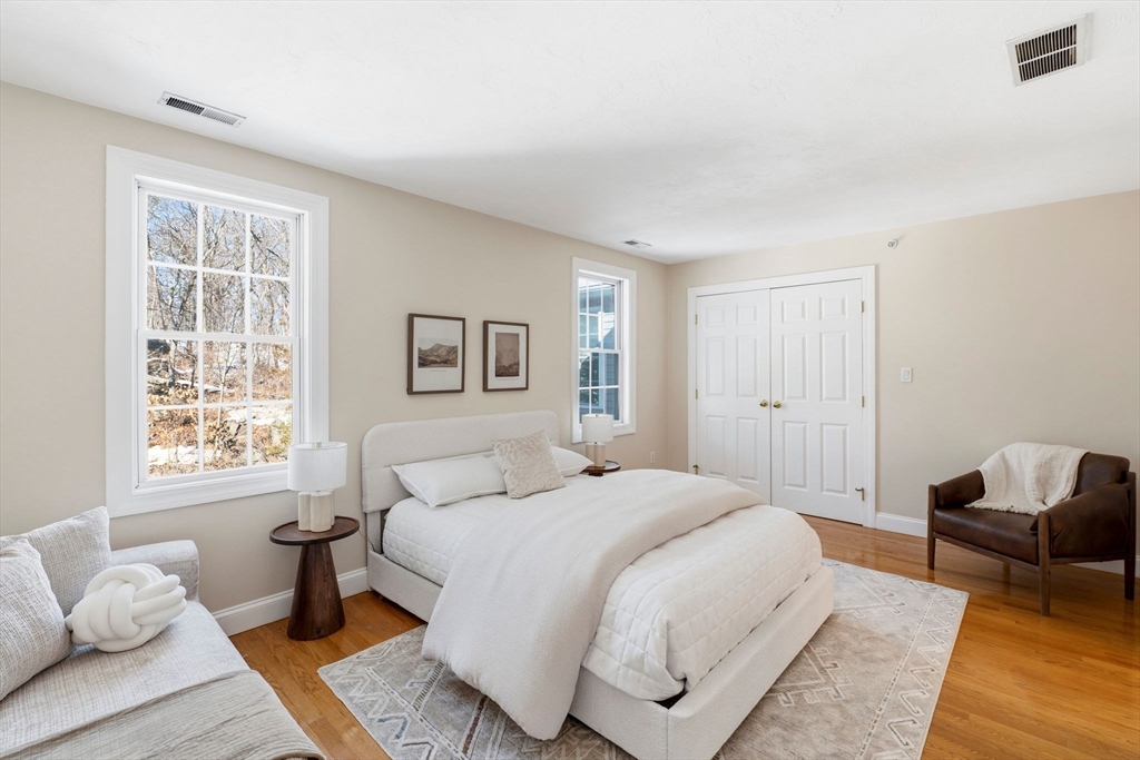 52 Packards Ln # 4