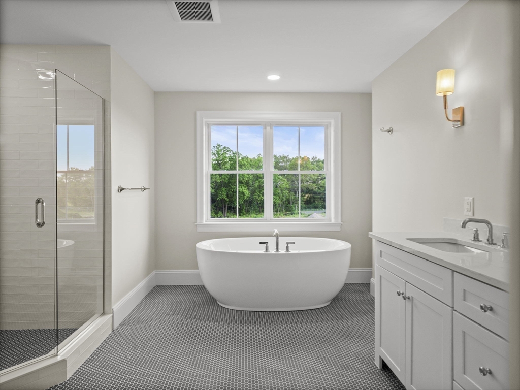 4 Weeping Willow Dr