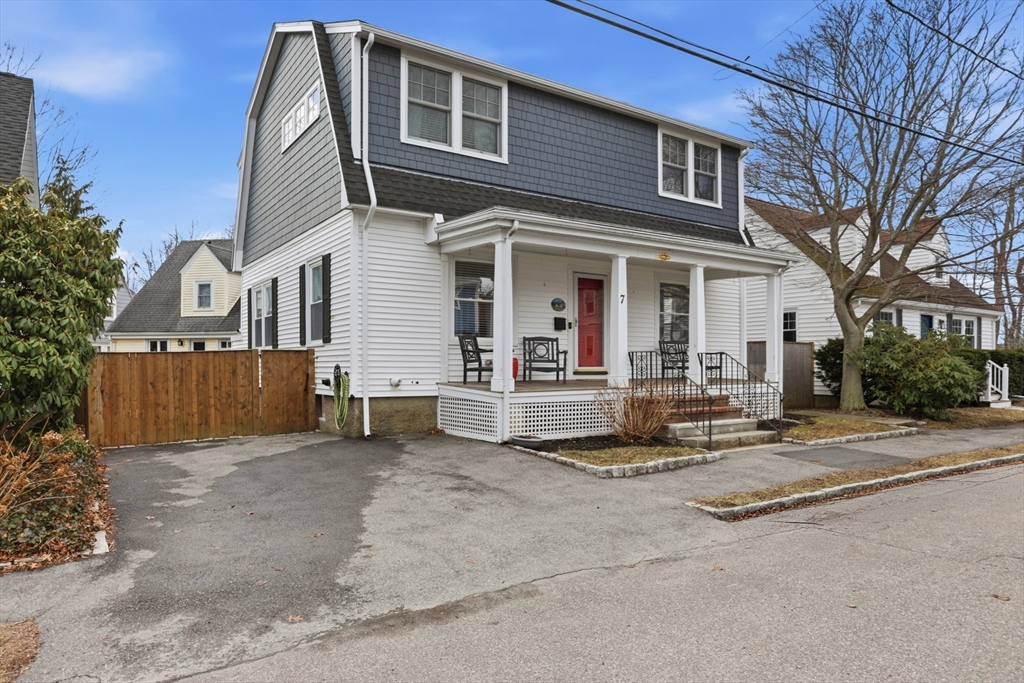 7 Sapphire Ave
