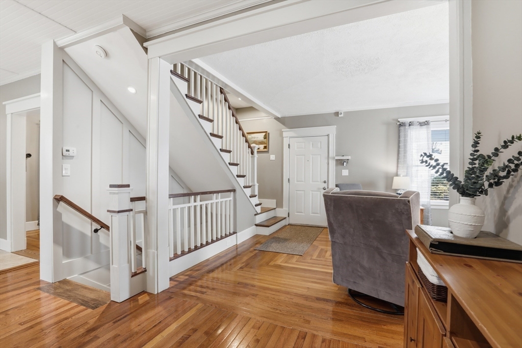 7 Sapphire Ave