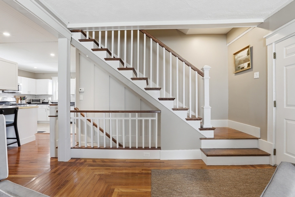 7 Sapphire Ave