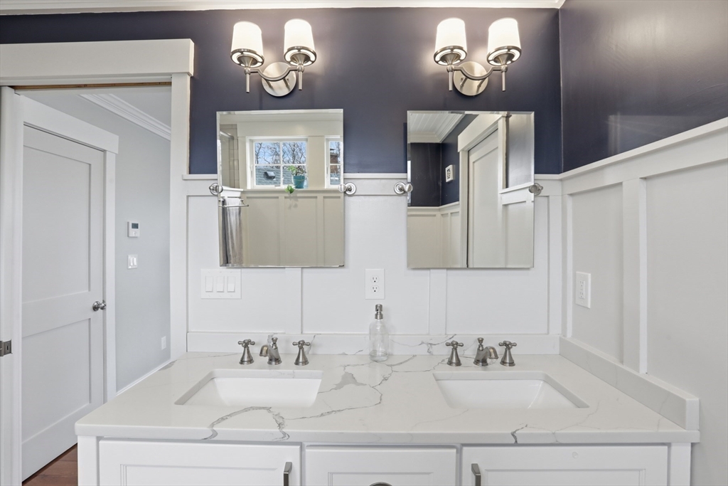 7 Sapphire Ave