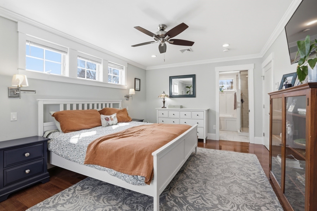 7 Sapphire Ave