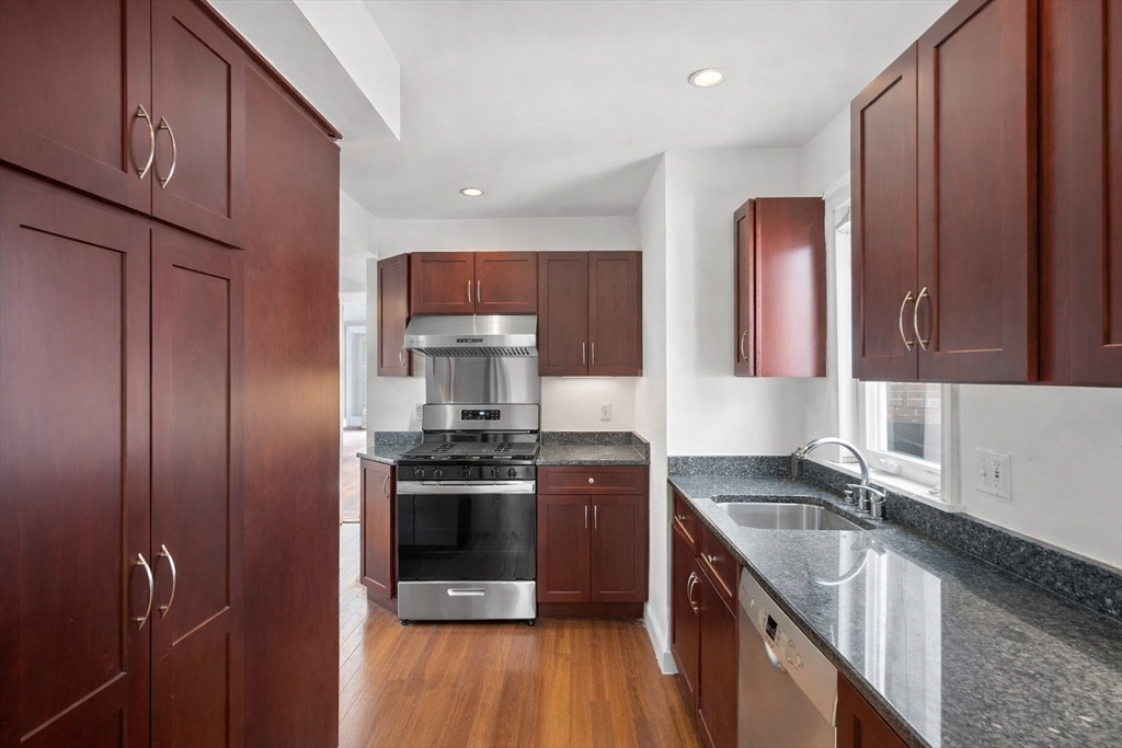 318 K St # 2
