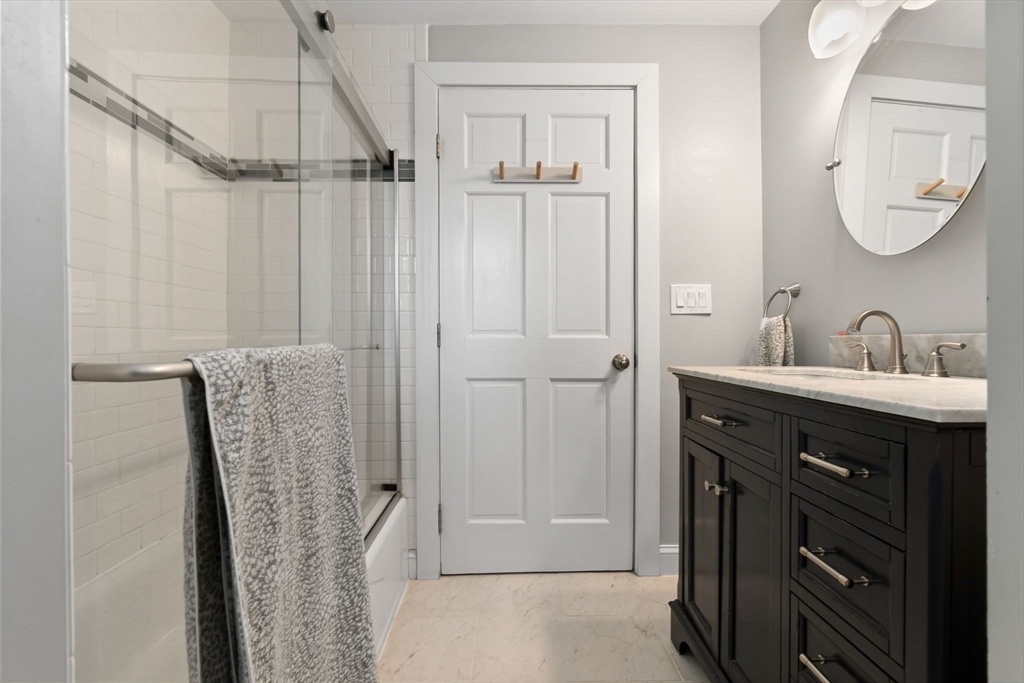 42 Hale St