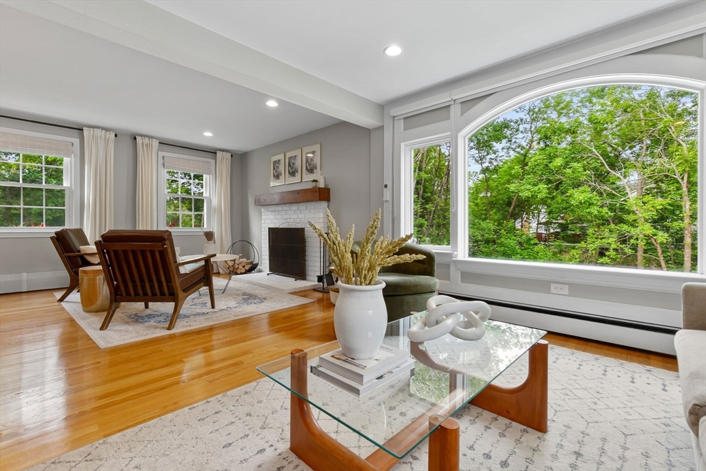 42 Hale St