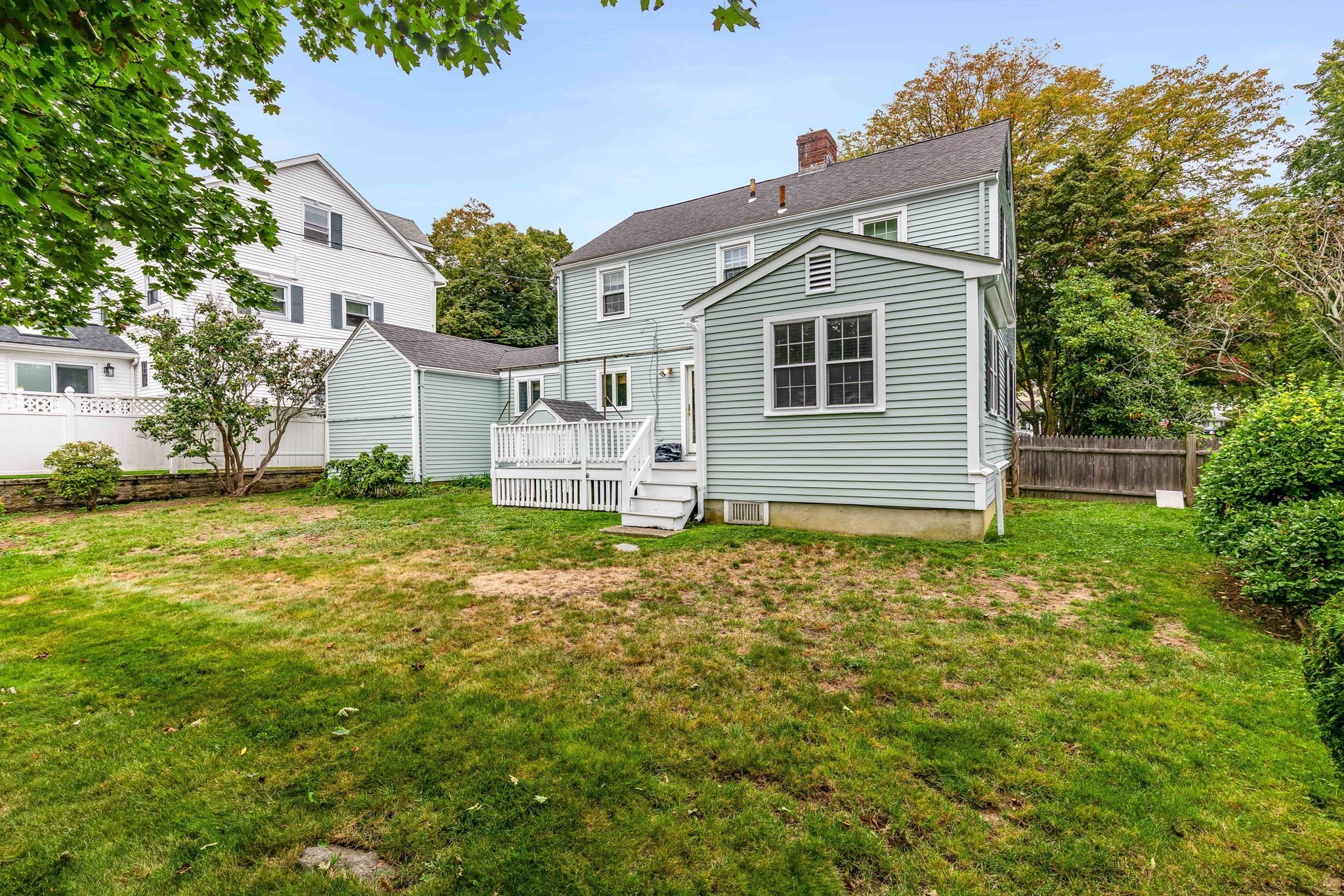 18 Mohawk Rd
