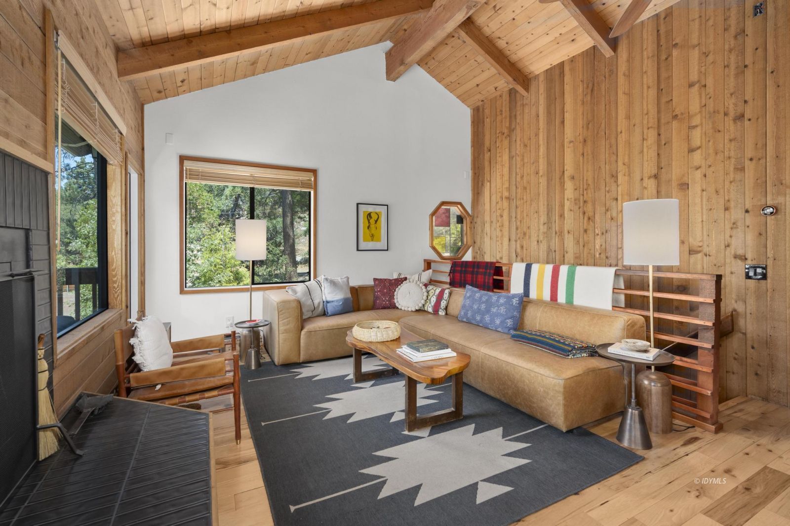 25291 Cree, Idyllwild