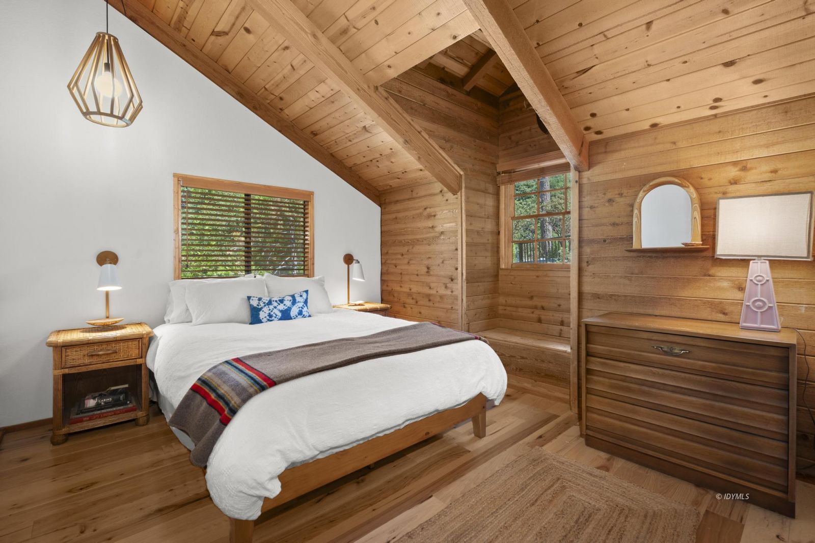 25291 Cree, Idyllwild