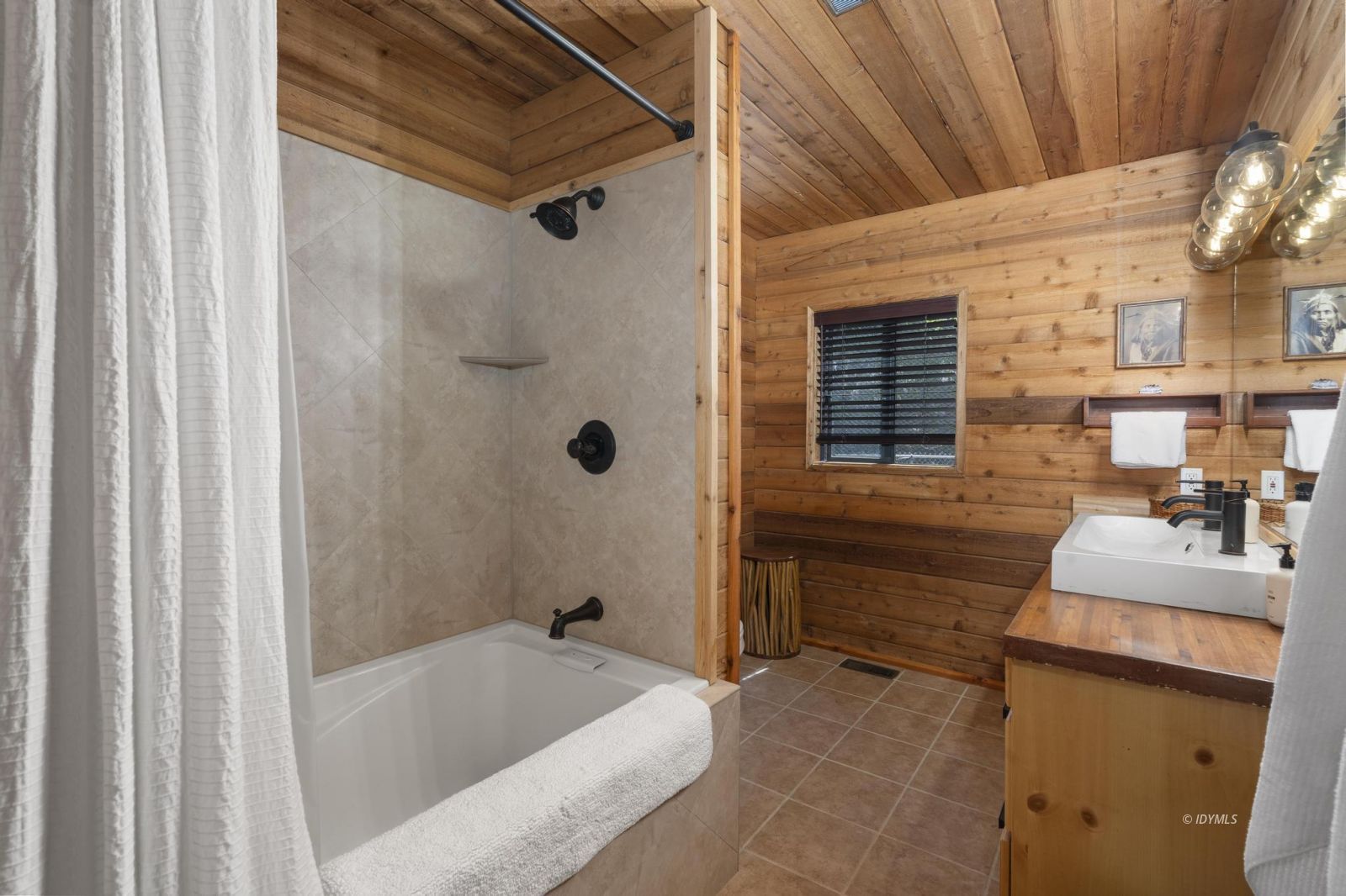 25291 Cree, Idyllwild