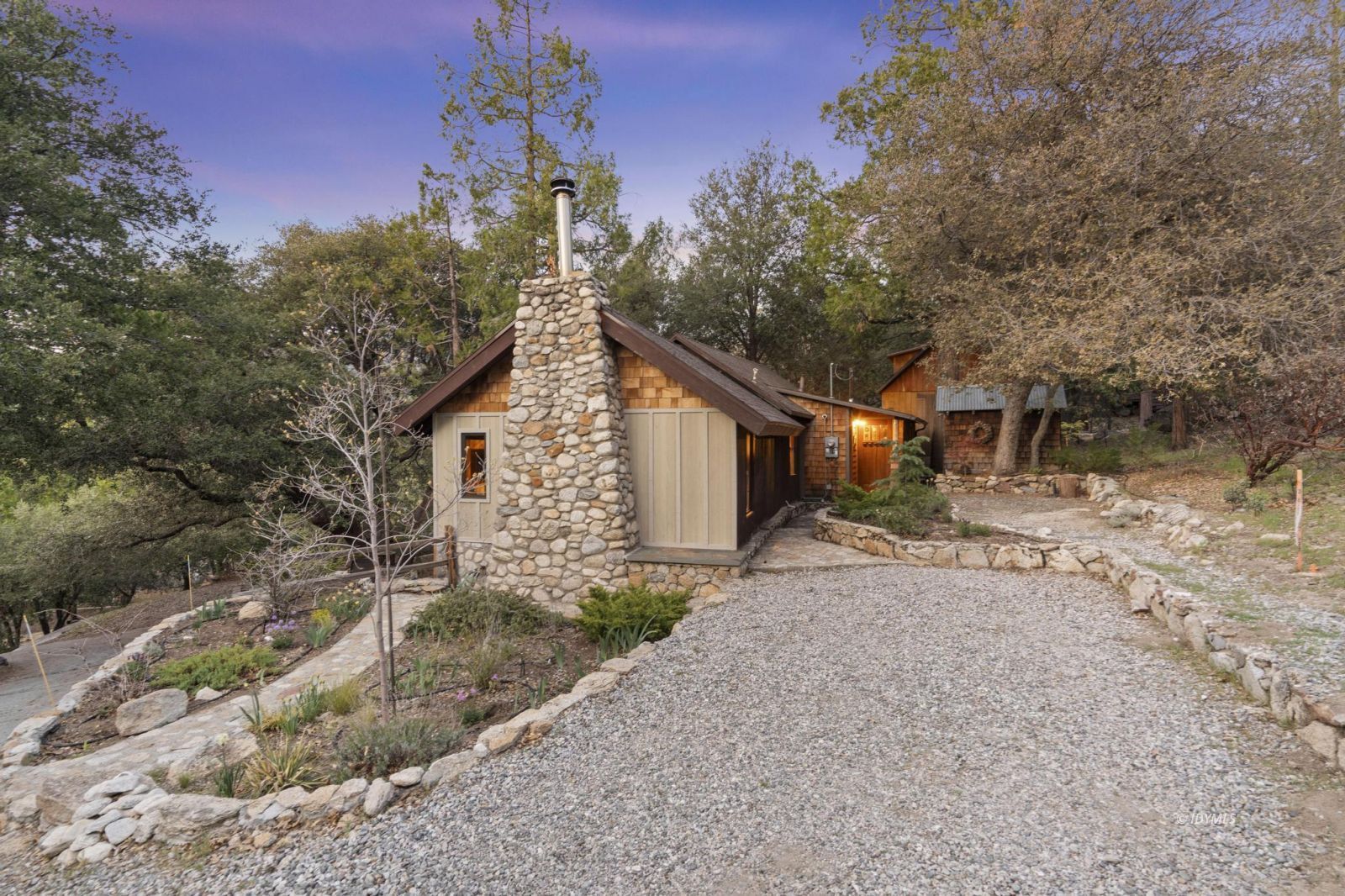 53241 Middle Ridge Dr