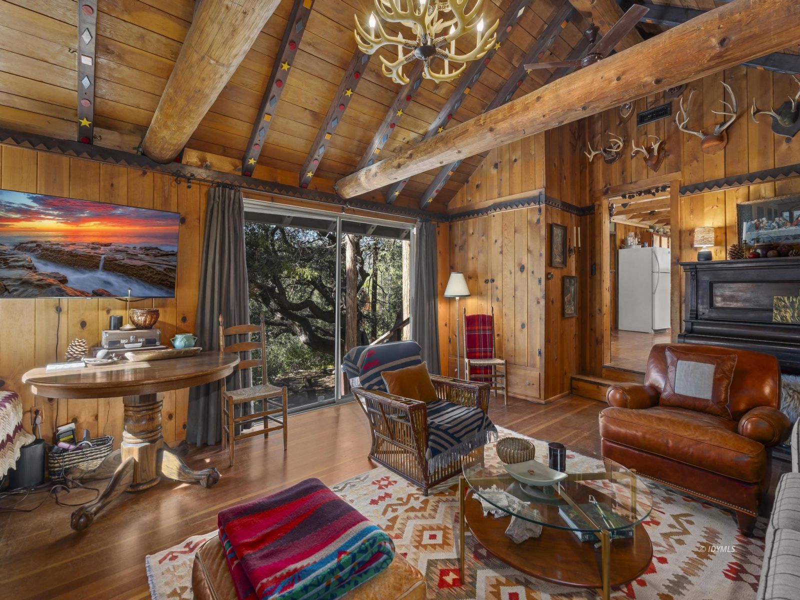 53241 Middle Ridge Dr