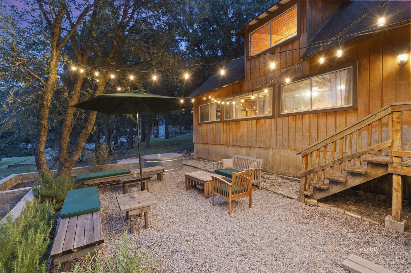 53241 Middle Ridge Dr