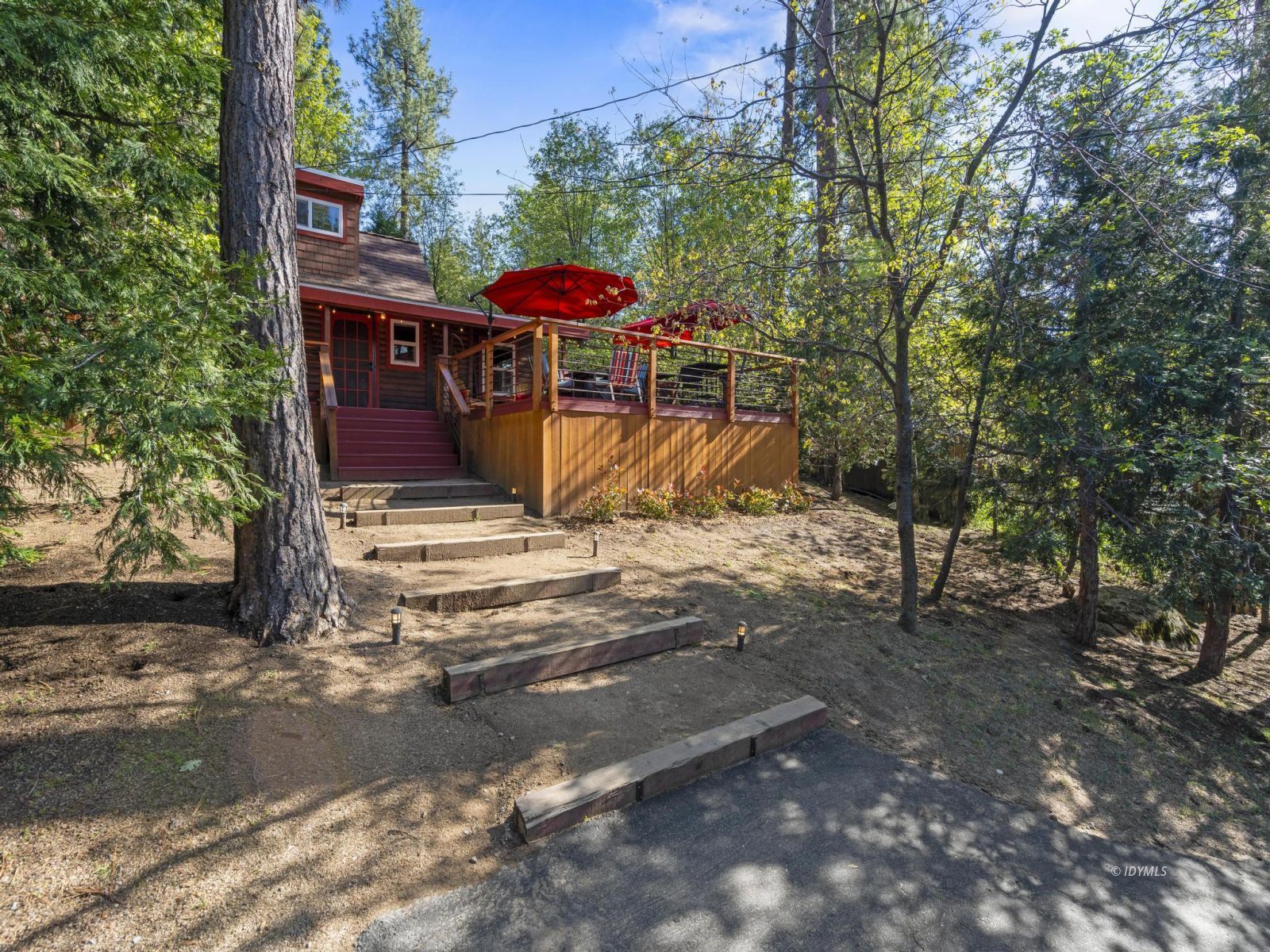 53325 Marian View Dr