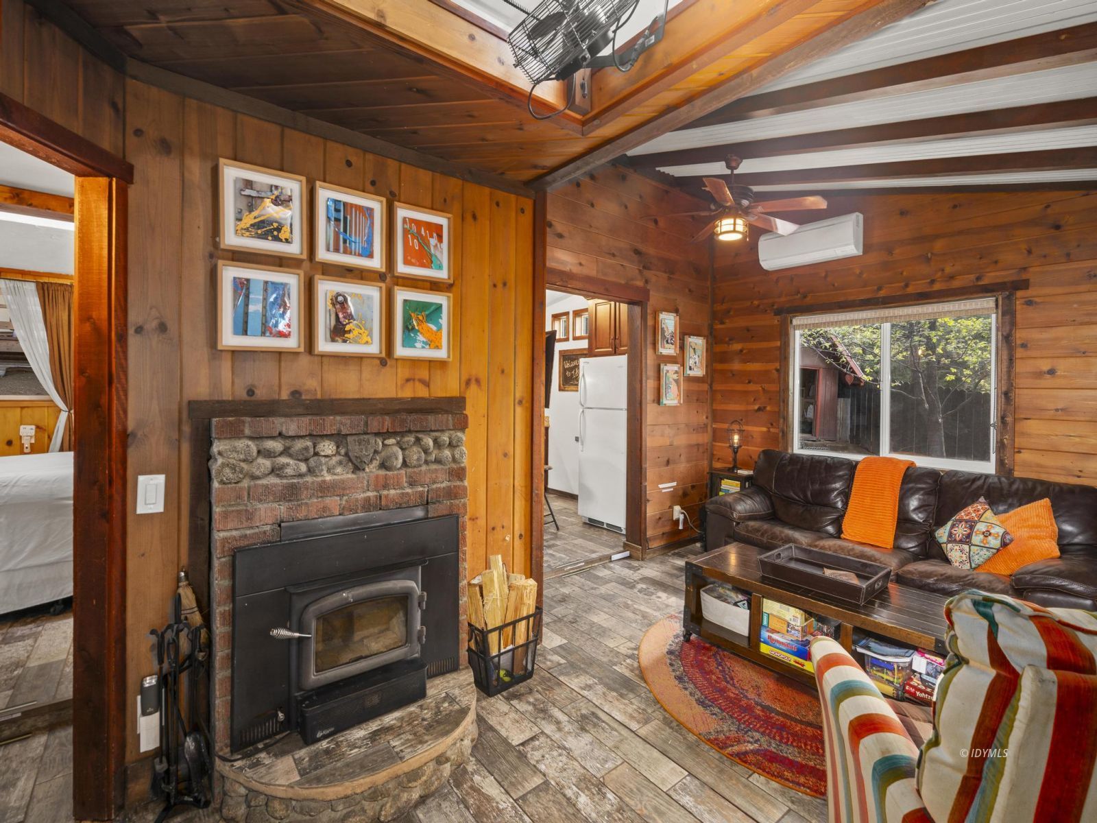 53325 Marian View Dr