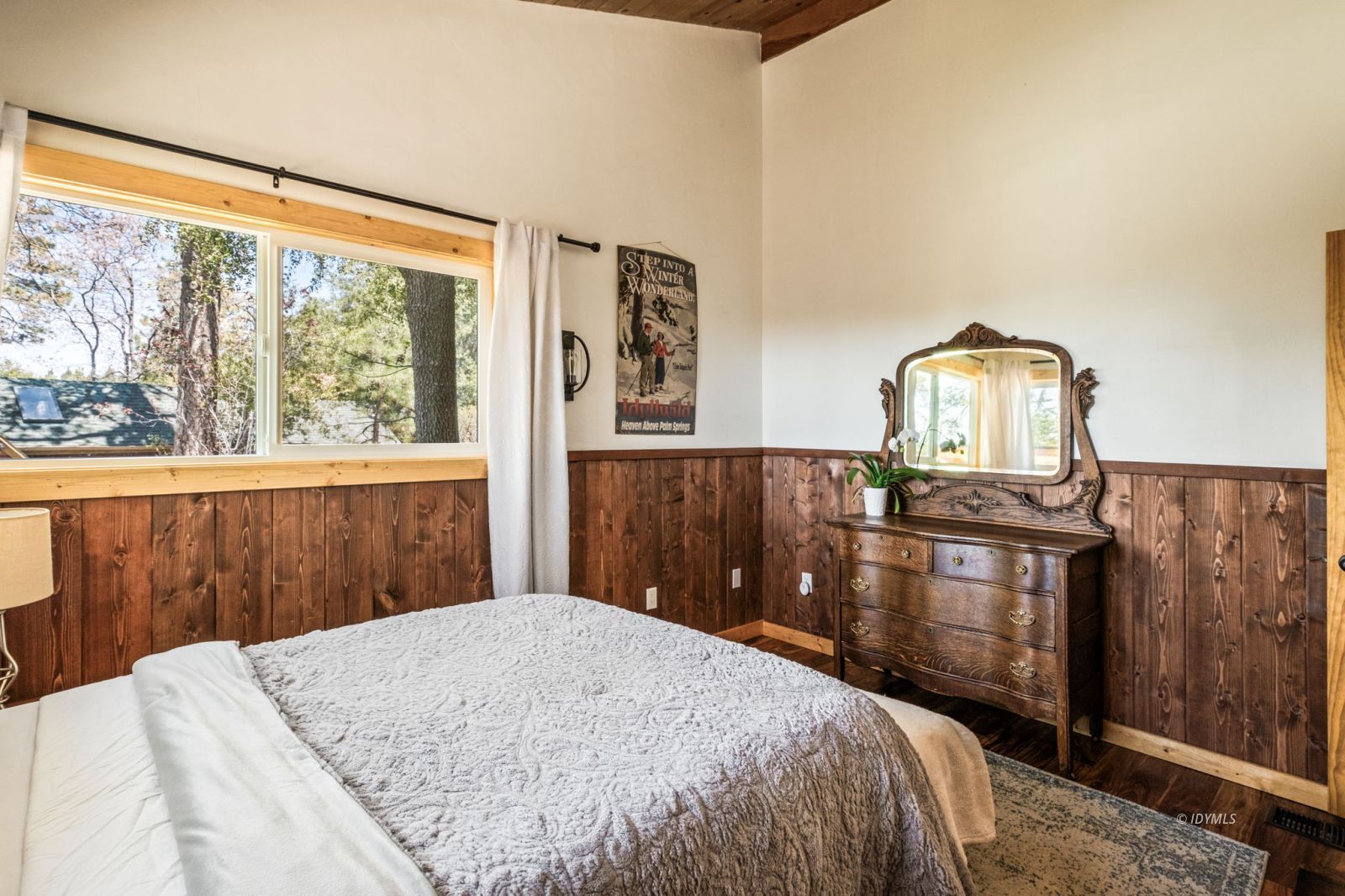 24750 Marion Ridge