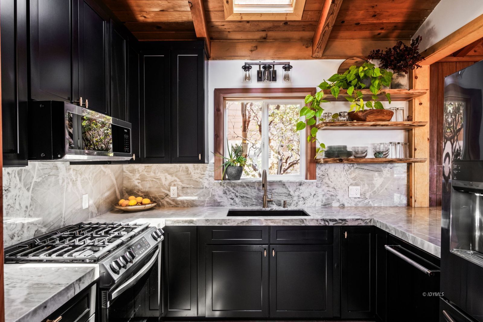 24750 Marion Ridge