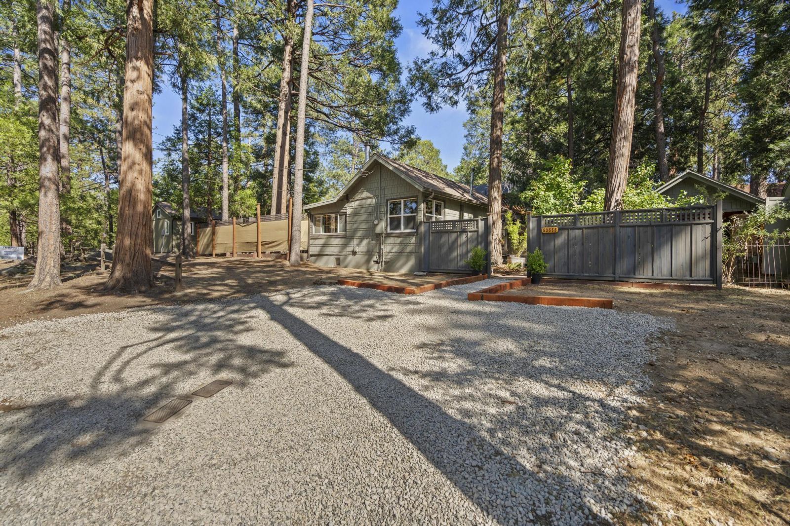 53555 Marian View Dr