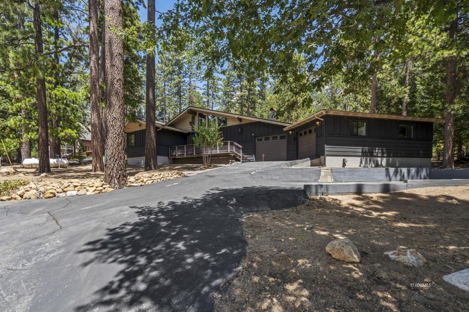 25226 Rim Rock Rd