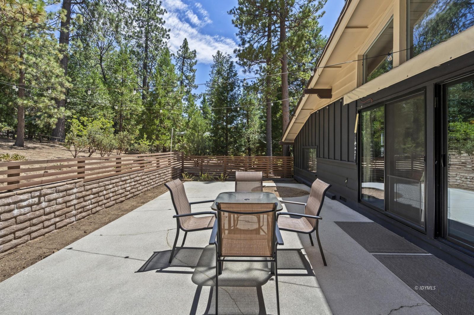 25226 Rim Rock Rd