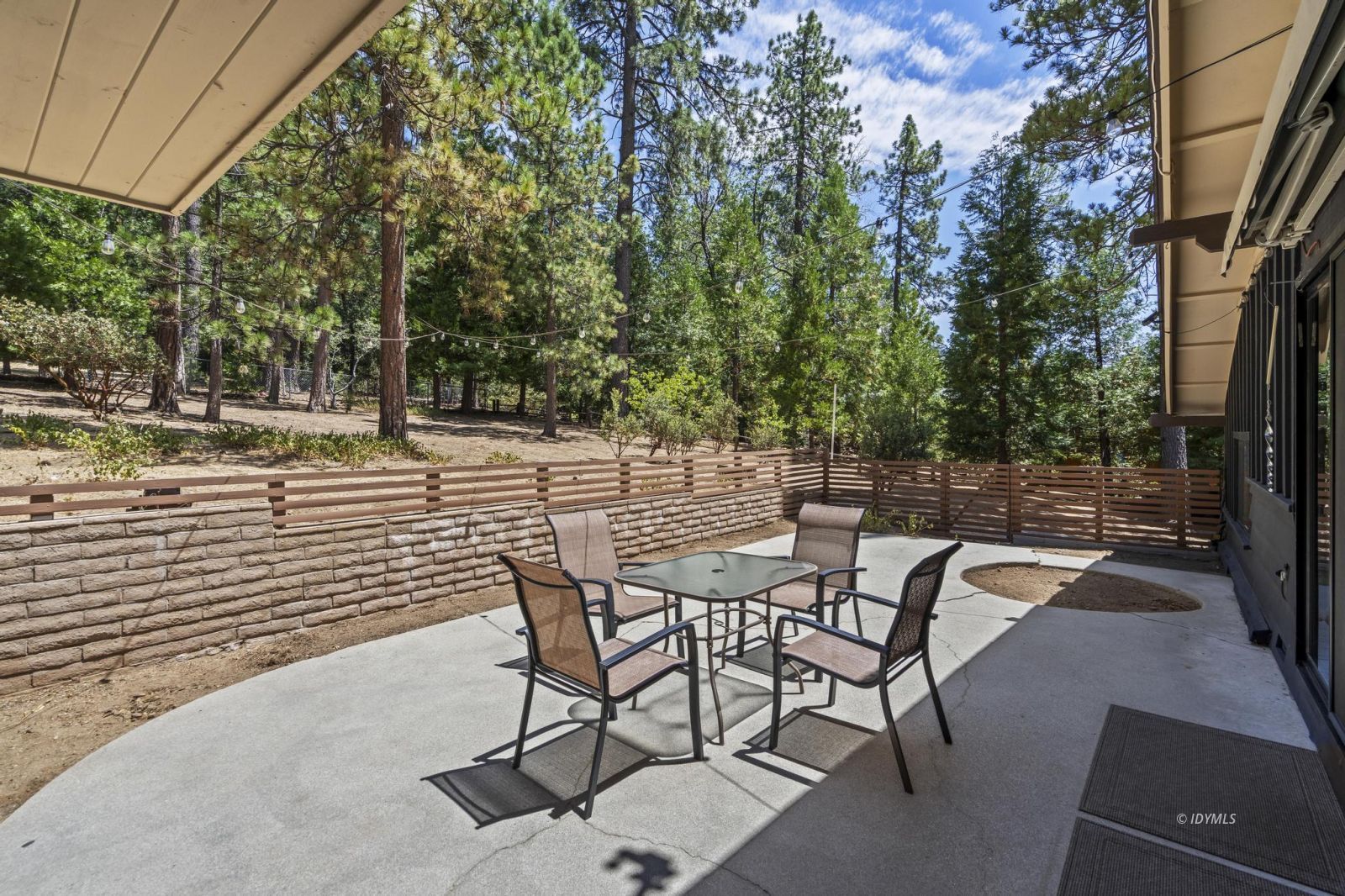25226 Rim Rock Rd