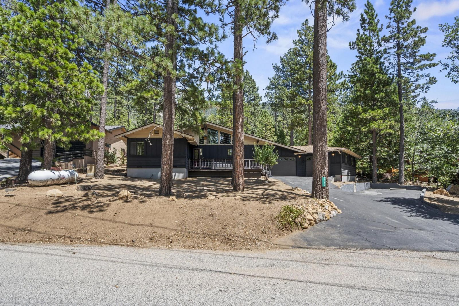 25226 Rim Rock Rd
