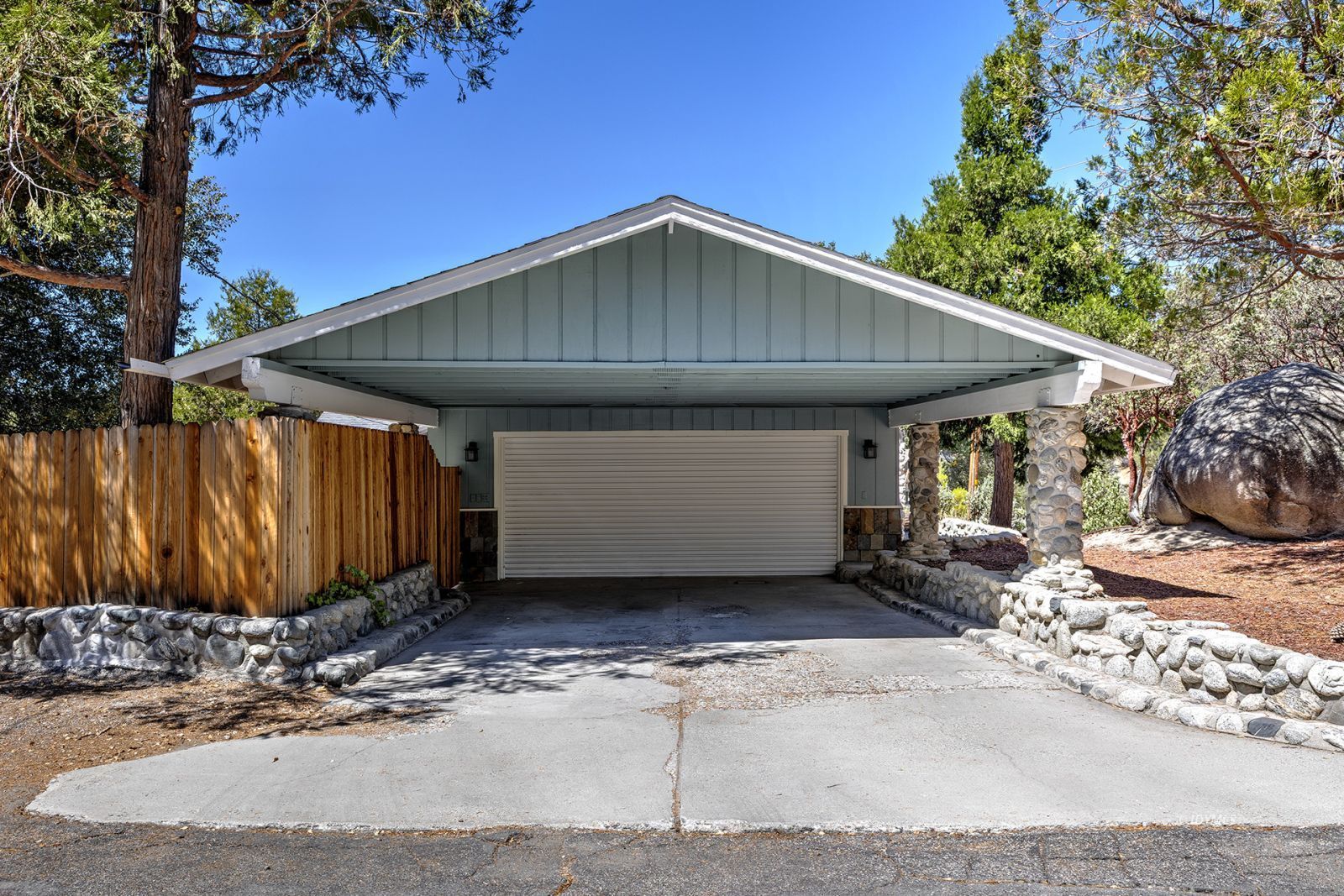 54171 Rockdale Drive