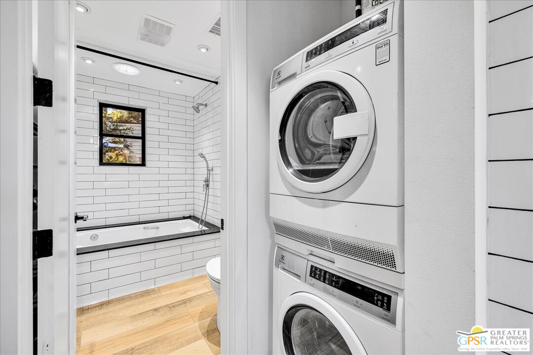 53065 Cedar Crest Dr