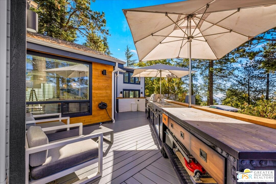 53065 Cedar Crest Dr