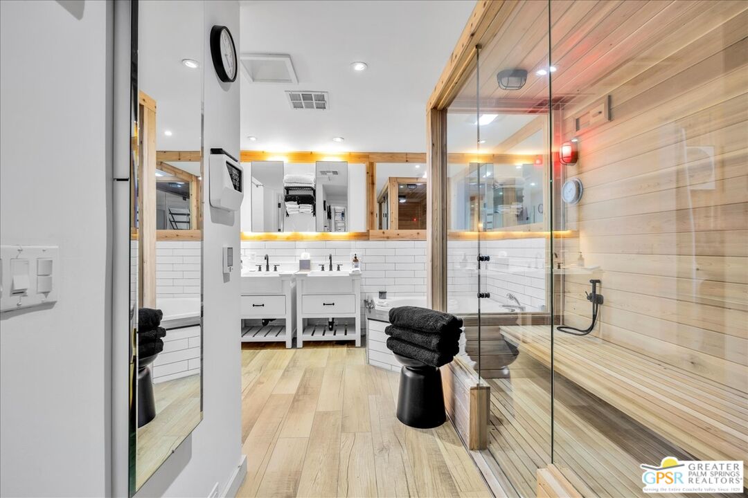 53065 Cedar Crest Dr