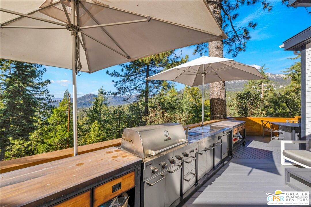 53065 Cedar Crest Dr