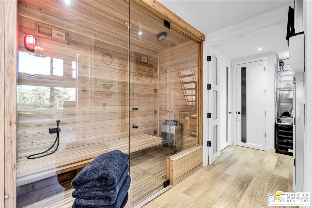 53065 Cedar Crest Dr