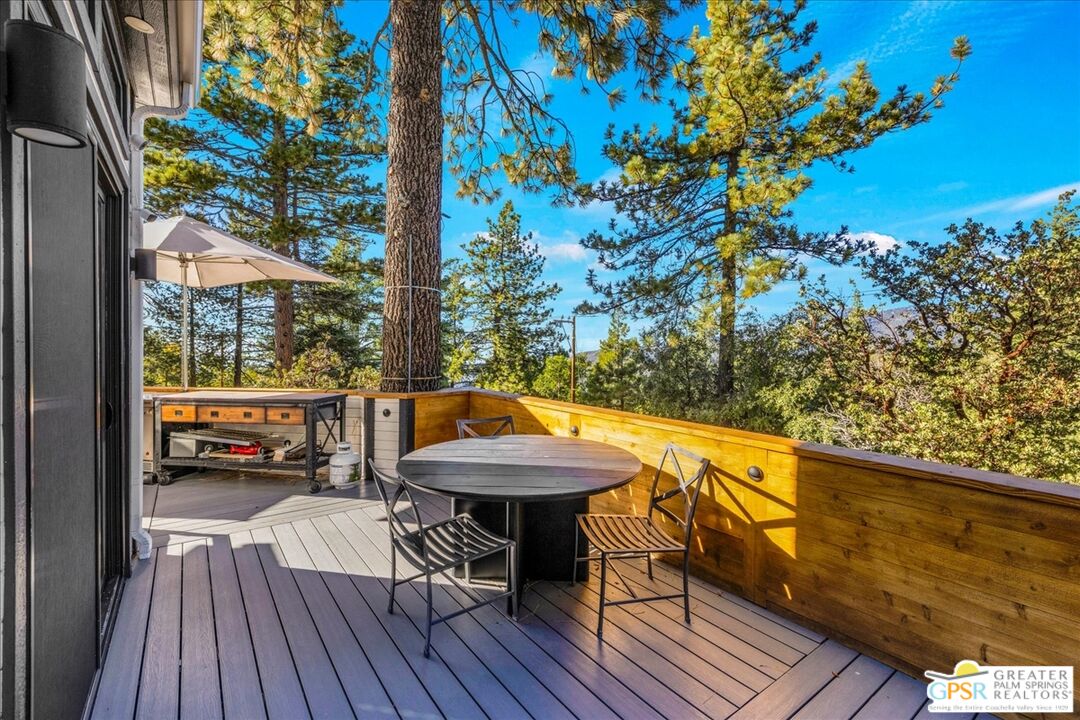 53065 Cedar Crest Dr